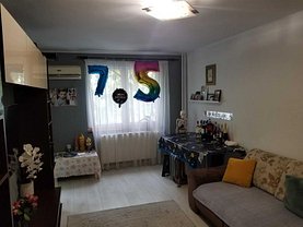 Apartament de vânzare 3 camere, în Bucureşti, zona Pantelimon