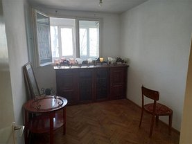 Apartament de vânzare 4 camere, în Bucuresti, zona Dristor