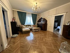 Apartament de vânzare 5 camere, în Bucureşti, zona Iancului