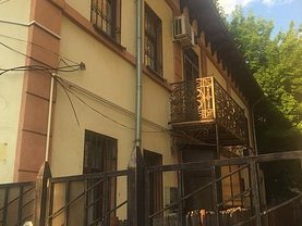 Casa de închiriat 4 camere, în Bucuresti, zona Dacia