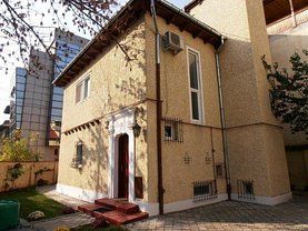 Casa de închiriat 7 camere, în Bucuresti, zona Primaverii