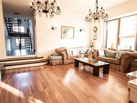 Casa de vânzare 7 camere, în Balotesti, zona Central