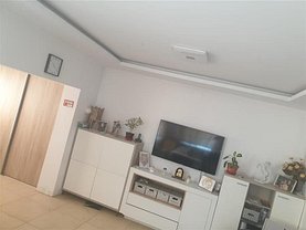 Casa de vânzare 5 camere, în Pantelimon, zona Central