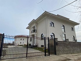 Casa de închiriat 8 camere, în Bucuresti, zona Baneasa