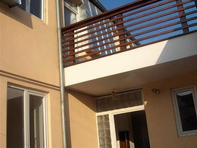 Casa de vânzare 5 camere, în Bucureşti, zona Ştefan cel Mare
