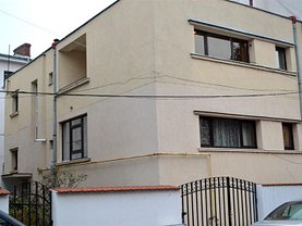 Casa de vanzare 7 camere, în Bucuresti, zona Primaverii