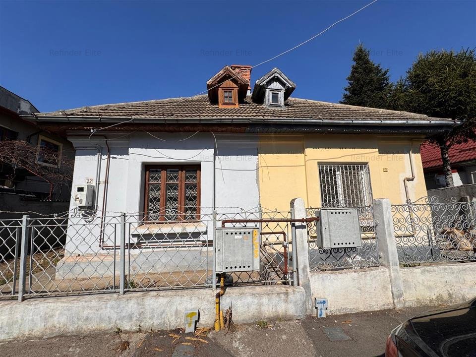 Vanzare 2 case alipite | Piata Alba Iulia - Decebal | teren 292 mp |