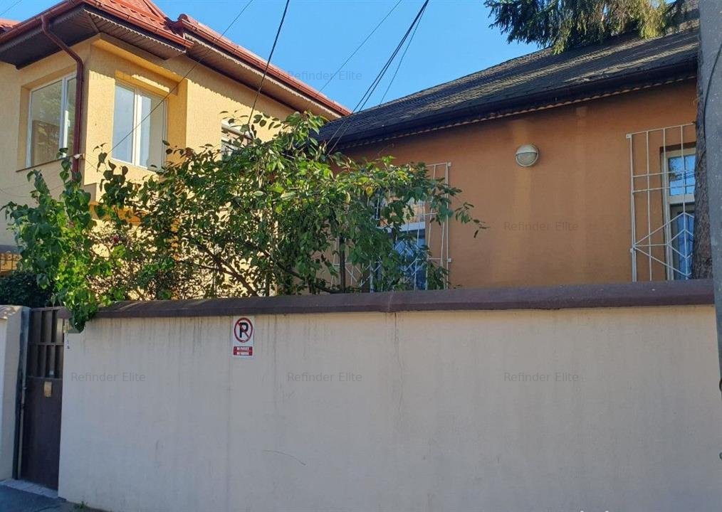 Vanzare casa 3 camere 91,11 mp | pivnita 10 mp | posibilitate afacere | Floreas