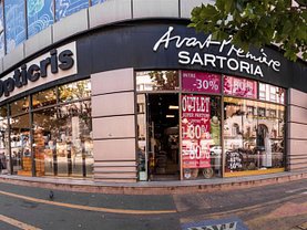 Vânzare spaţiu comercial