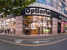 Vânzare spaţiu comercial