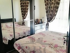 Apartament de vânzare 3 camere, în Floresti