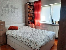 Apartament de vânzare 3 camere, în Cluj-Napoca, zona Mănăştur