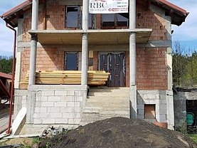 Casa de vânzare 4 camere, în Cluj-Napoca, zona Apahida