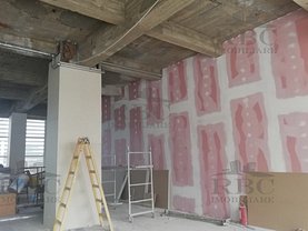 Închiriere spaţiu industrial