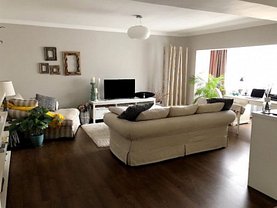 Apartament de vânzare 4 camere, în Bucuresti, zona Vitan Mall