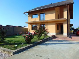 Casa de închiriat 4 camere, în Popesti-Leordeni, zona Central