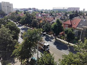 Apartament de vânzare 4 camere, în Bucureşti, zona Iancului