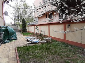 Casa de vânzare 5 camere, în Bucuresti, zona Damaroaia