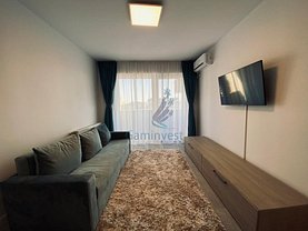 Apartament de închiriat 3 camere, în Oradea, zona Decebal