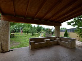 Casa de vânzare sau de închiriat 7 camere, în Giarmata