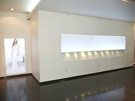 Închiriere spaţiu comercial