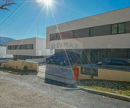 Apartament de vânzare 3 camere, în Braşov, zona Drumul Poienii