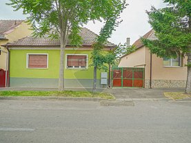 Casa de vânzare 4 camere, în Braşov, zona Astra