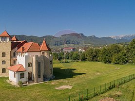 Casa de vânzare 22 camere, în Bran
