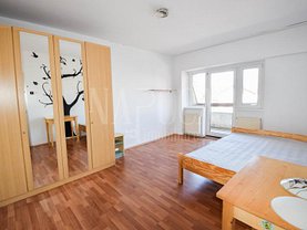 Apartament de vânzare 3 camere, în Cluj-Napoca, zona Între Lacuri