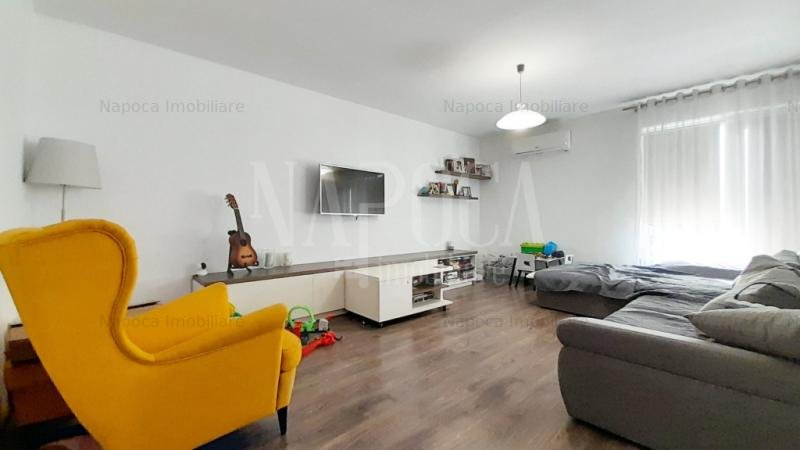 Casa 3 camere de vanzare in Floresti