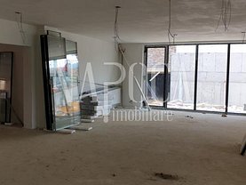 Închiriere spaţiu comercial