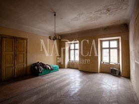 Vânzare spaţiu comercial