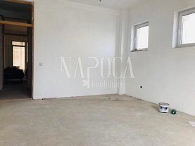 Vânzare spaţiu comercial