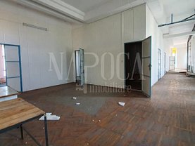 Vânzare spaţiu comercial