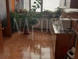Vânzare spaţiu comercial