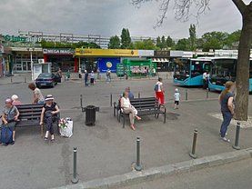 Închiriere spaţiu comercial