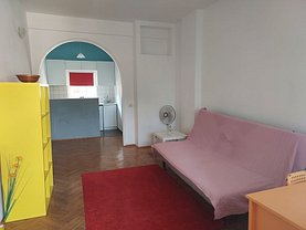 Garsonieră de închiriat, în Bucureşti, zona Magheru