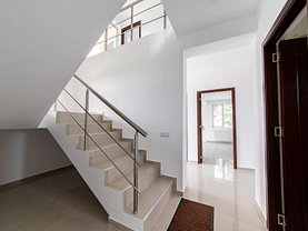 Casa de vânzare 5 camere, în Cornetu