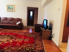 Apartament de închiriat 3 camere, în Targu-Jiu, zona 9 Mai