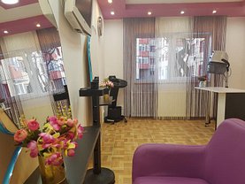 Apartament de închiriat 3 camere, în Targu-Jiu, zona 9 Mai