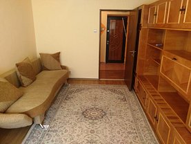 Apartament de închiriat 2 camere în Targu-Jiu, Central
