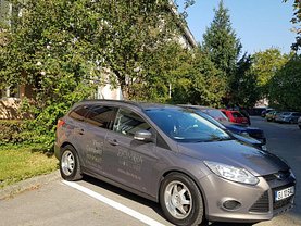 Apartament de vânzare 4 camere în Targu-Jiu, 9 Mai