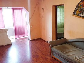 Apartament de închiriat 3 camere în Targu-Jiu, 9 Mai