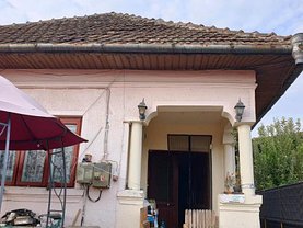 Casa de vânzare 3 camere, în Targu-Jiu, zona 9 Mai