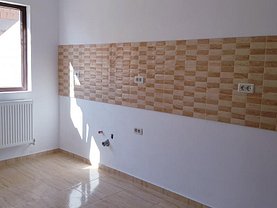 Casa de vânzare 5 camere, în Targu-Jiu, zona Central
