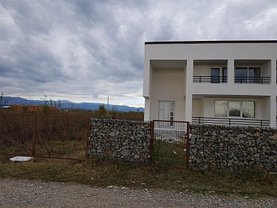 Casa 2 camere în Targu-Jiu, Central