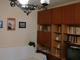 Apartament de vânzare 2 camere în Ramnicu Valcea, Nord