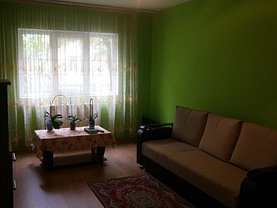 Apartament de închiriat 2 camere, în Ramnicu Valcea, zona Central