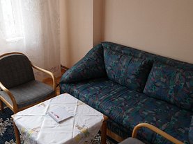 Apartament de închiriat 2 camere, în Râmnicu Vâlcea, zona Central