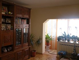 Apartament de vânzare 3 camere în Ramnicu Valcea, Nord